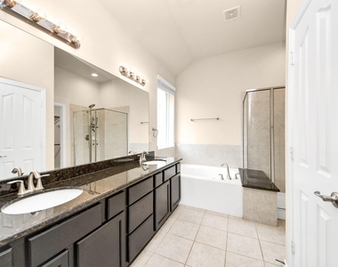 3058 Winterberry Lane - Photo Thumbnail 10