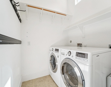 2421 Beall Street - Photo Thumbnail 16
