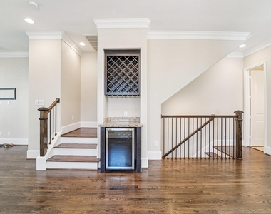 2421 Beall Street - Photo Thumbnail 11