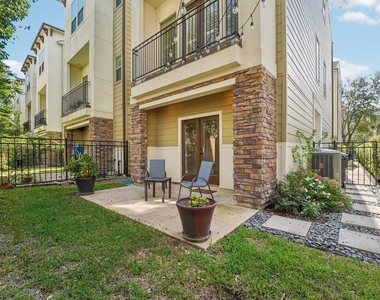 2421 Beall Street - Photo Thumbnail 30