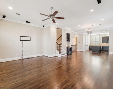 2421 Beall Street - Photo Thumbnail 12