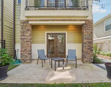 2421 Beall Street - Photo Thumbnail 29