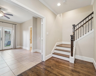 2421 Beall Street - Photo Thumbnail 8