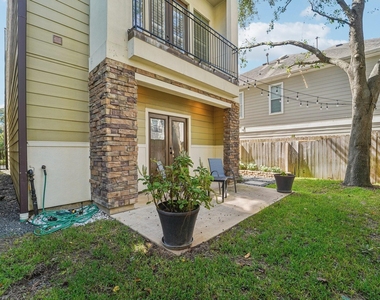 2421 Beall Street - Photo Thumbnail 28