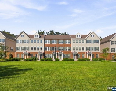 18 Litchfield - Photo Thumbnail 1