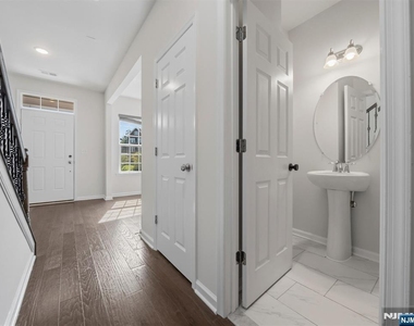 18 Litchfield - Photo Thumbnail 24