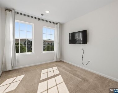 18 Litchfield - Photo Thumbnail 39