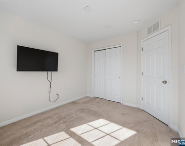 18 Litchfield - Photo Thumbnail 40