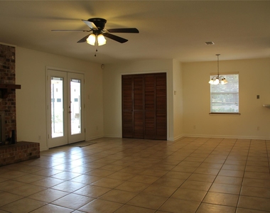 2160 Farm To Market Road 949 - Photo Thumbnail 2