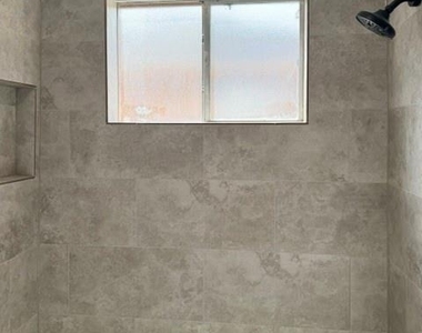 7202 Zieglers Grove - Photo Thumbnail 13