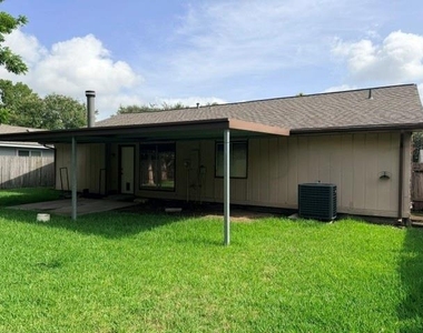 7202 Zieglers Grove - Photo Thumbnail 24