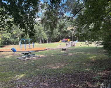 1209 N Roberson Street - Photo Thumbnail 18