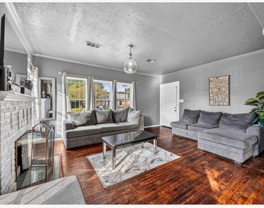 2512 Wheeler Street - Photo Thumbnail 4