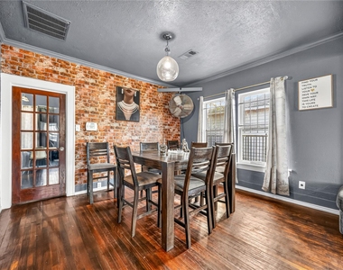 2512 Wheeler Street - Photo Thumbnail 5