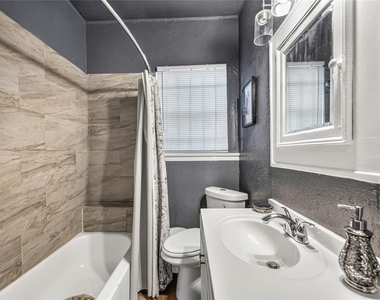 2512 Wheeler Street - Photo Thumbnail 6