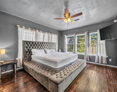2512 Wheeler Street - Photo Thumbnail 7