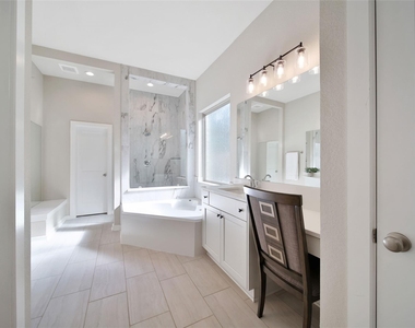 128 Yellow Perch Way - Photo Thumbnail 10