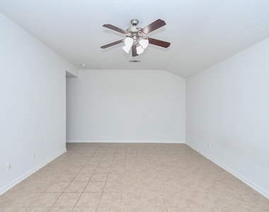 18302 Mable Pond Ln - Photo Thumbnail 17