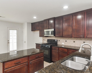 18302 Mable Pond Ln - Photo Thumbnail 11