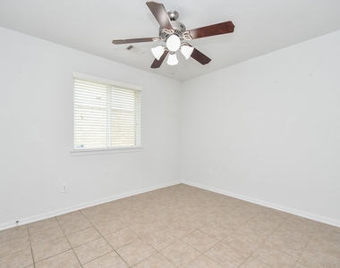 18302 Mable Pond Ln - Photo Thumbnail 24