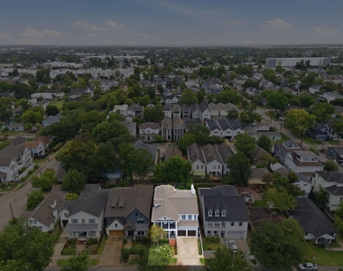315 E 24th Street - Photo Thumbnail 44