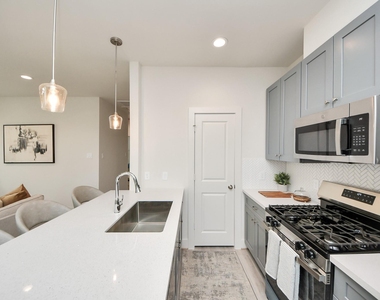 5218 Burress Springs Lane - Photo Thumbnail 17