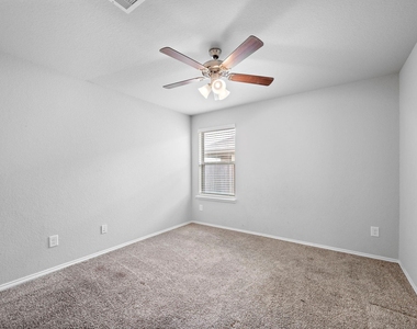 1610 Chase Anchor Court - Photo Thumbnail 21
