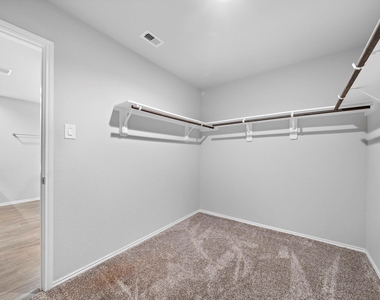 1610 Chase Anchor Court - Photo Thumbnail 18