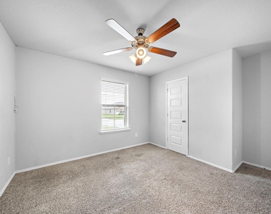 1610 Chase Anchor Court - Photo Thumbnail 20