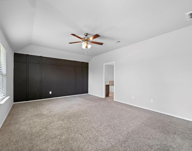1610 Chase Anchor Court - Photo Thumbnail 14