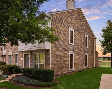 2808 Grants Lake Boulevard - Photo Thumbnail 1