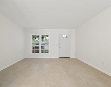 2808 Grants Lake Boulevard - Photo Thumbnail 2