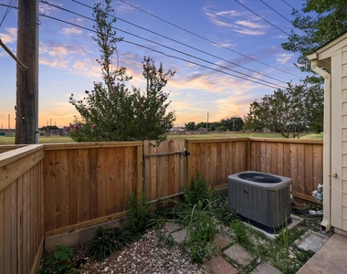 2808 Grants Lake Boulevard - Photo Thumbnail 13