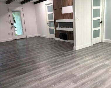 6050 Mangrove Street - Photo Thumbnail 3