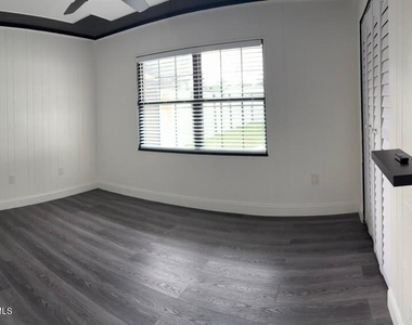 6050 Mangrove Street - Photo Thumbnail 8