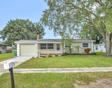557 Buckingham Avenue - Photo Thumbnail 2