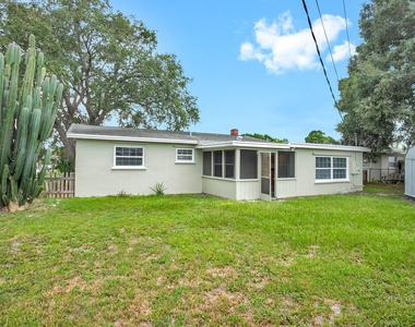 557 Buckingham Avenue - Photo Thumbnail 4