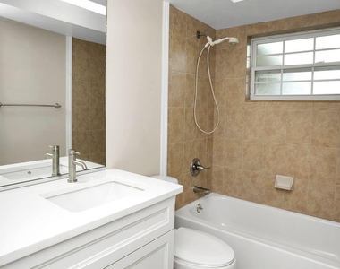557 Buckingham Avenue - Photo Thumbnail 19