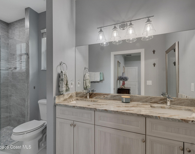 1725 20th Avenue - Photo Thumbnail 11