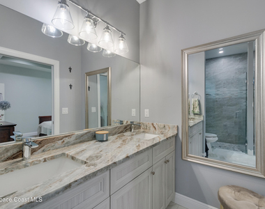 1725 20th Avenue - Photo Thumbnail 12