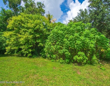 1725 20th Avenue - Photo Thumbnail 19