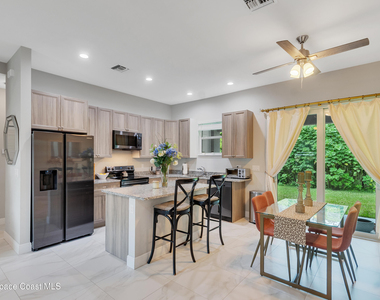 1725 20th Avenue - Photo Thumbnail 5