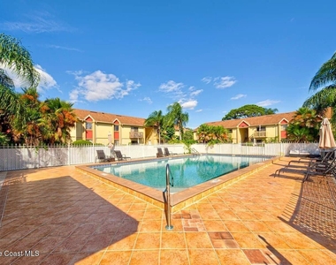 2130 Forest Knoll Drive Ne - Photo Thumbnail 1