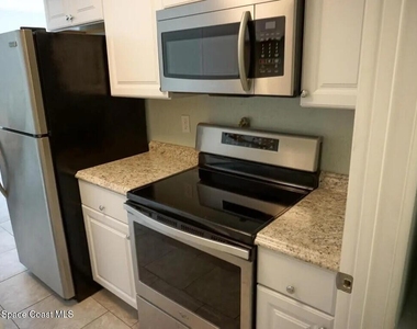 2130 Forest Knoll Drive Ne - Photo Thumbnail 7