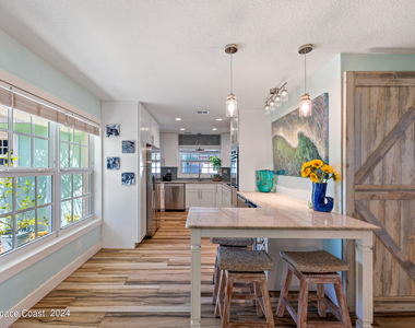 403 N Neptune Drive - Photo Thumbnail 4