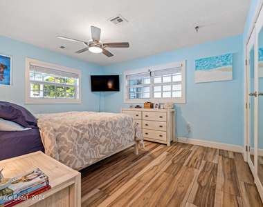 403 N Neptune Drive - Photo Thumbnail 14
