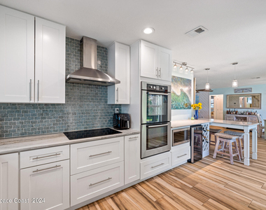 403 N Neptune Drive - Photo Thumbnail 2