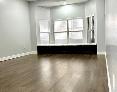 12221 Anne Kenia Drive - Photo Thumbnail 28