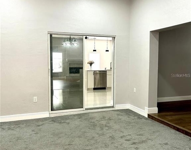 12221 Anne Kenia Drive - Photo Thumbnail 7