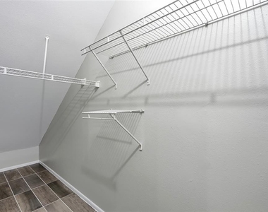 11729 Wesson Circle E - Photo Thumbnail 27